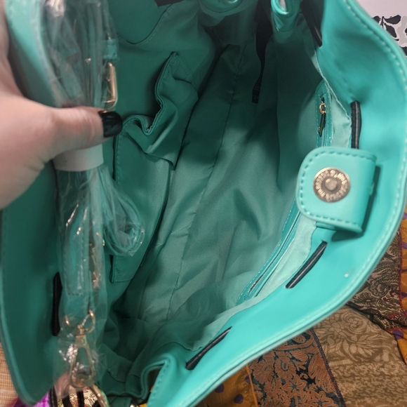 NWT Bright Turquoise Badgley Miska Shoulder Bag No Call Outs - Picture 4 of 6